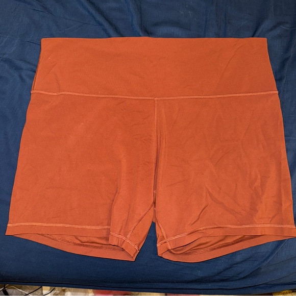 lululemon athletica High-Waisted align Rust bike Shorts - Picture 1 of 4